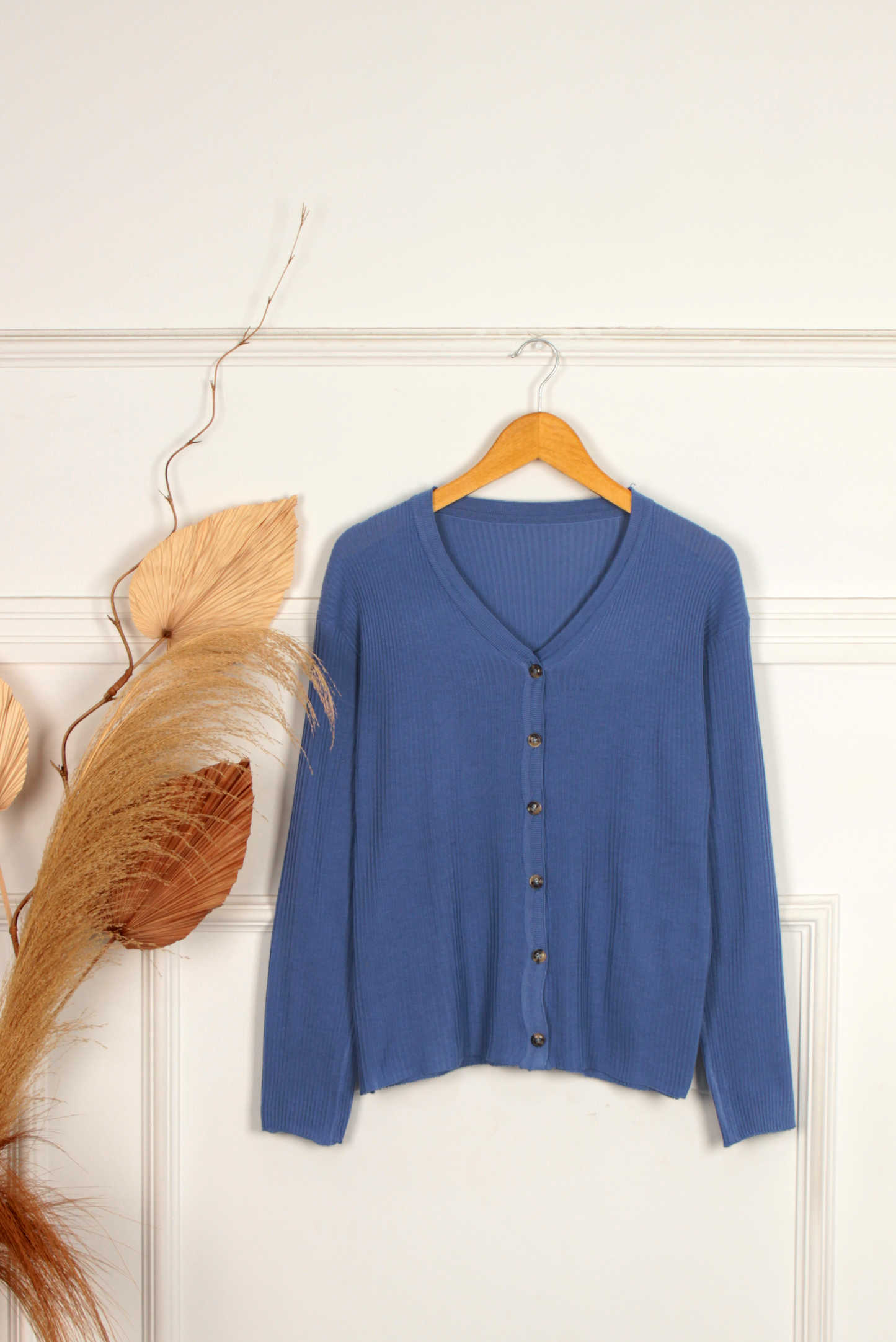 Kinata Premium Knit Cardigan