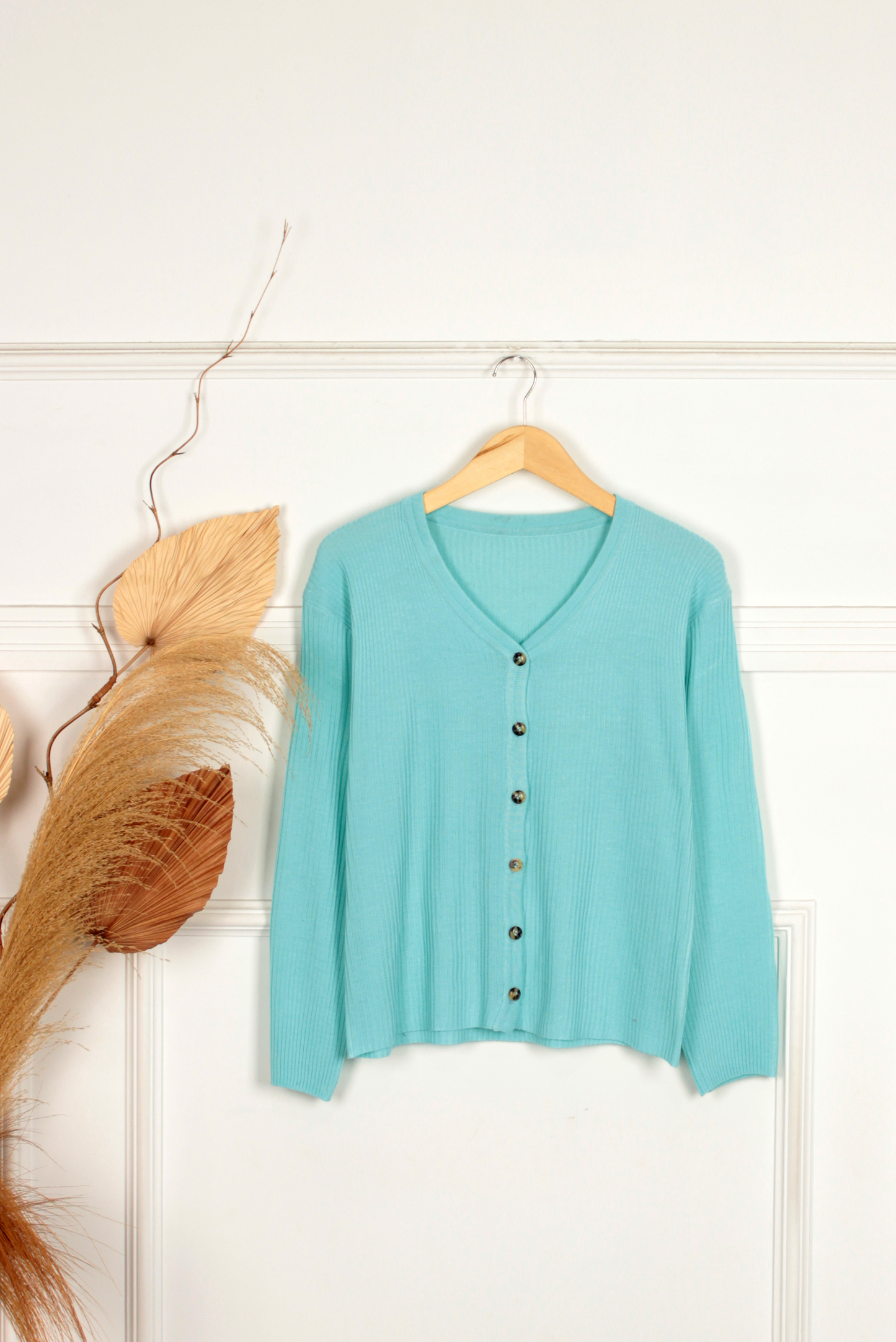 Kinata Premium Knit Cardigan