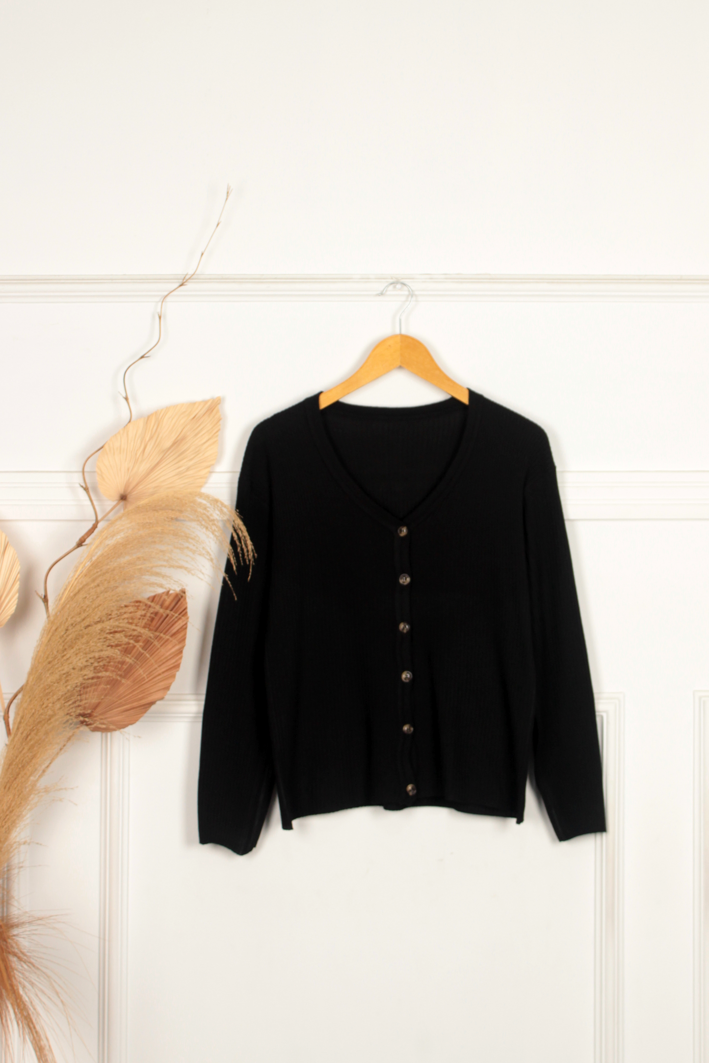 Kinata Premium Knit Cardigan